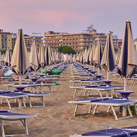 One Bedroom Flat With Pool-beahost Apartmán Bibione
